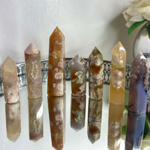 Load image into Gallery viewer, Flower Agate Tower